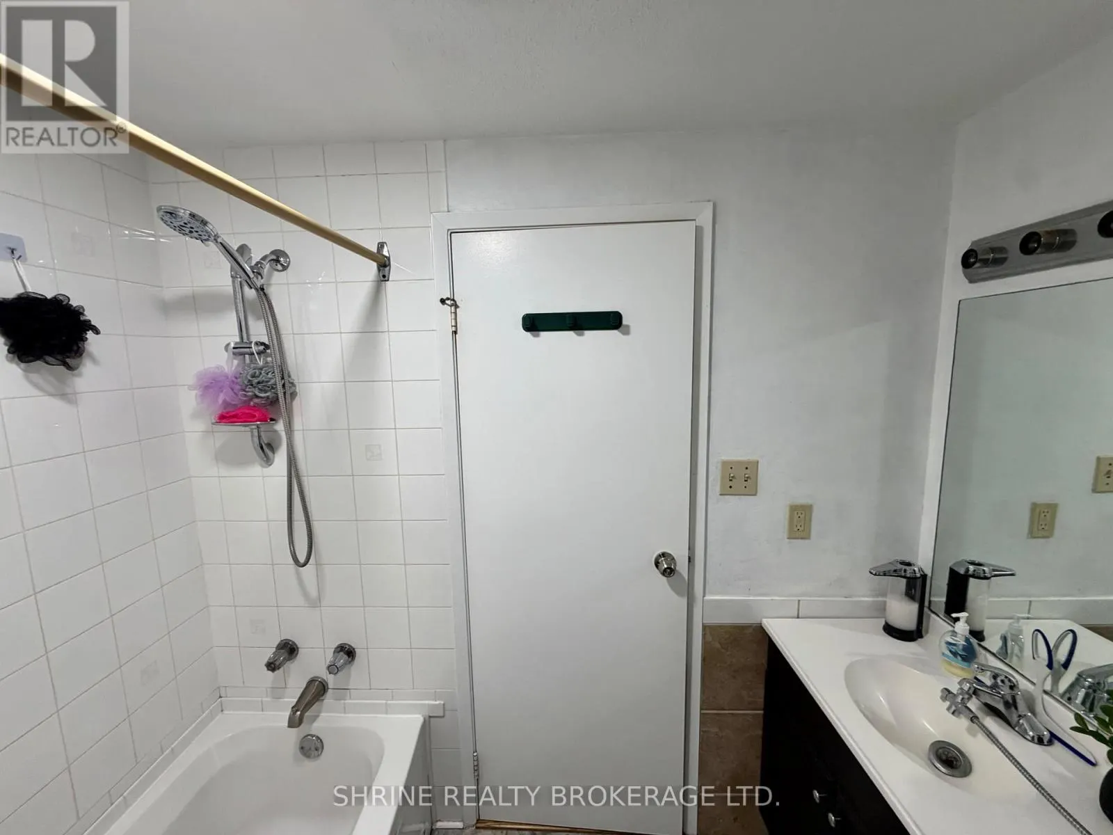 27 - 536 THIRD STREET #27