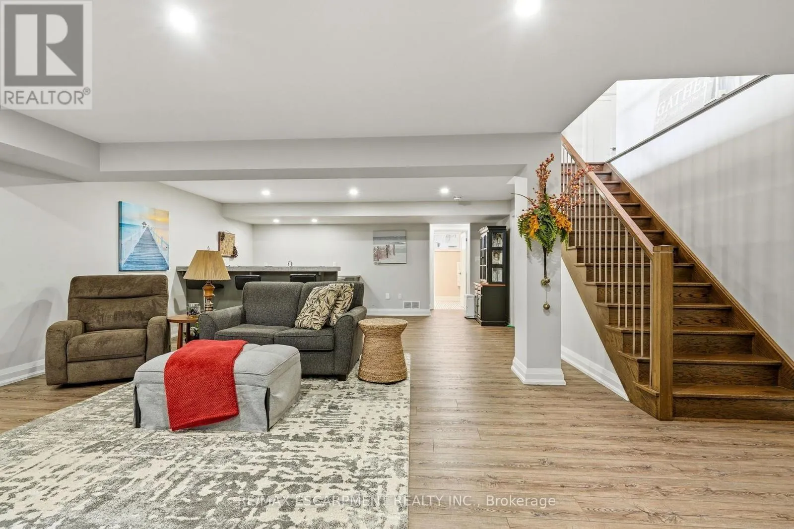 42 CARLTON AVENUE