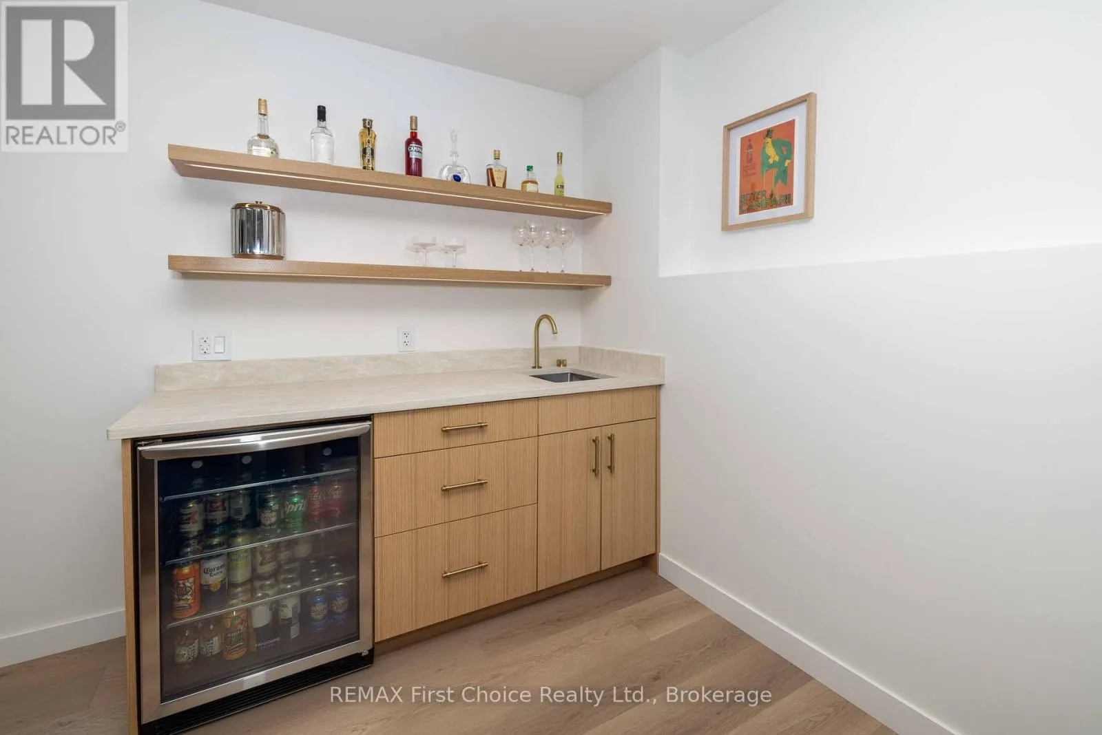 186 BRUIN CRESCENT