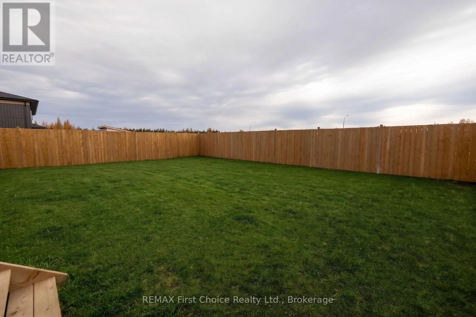 186 BRUIN CRESCENT