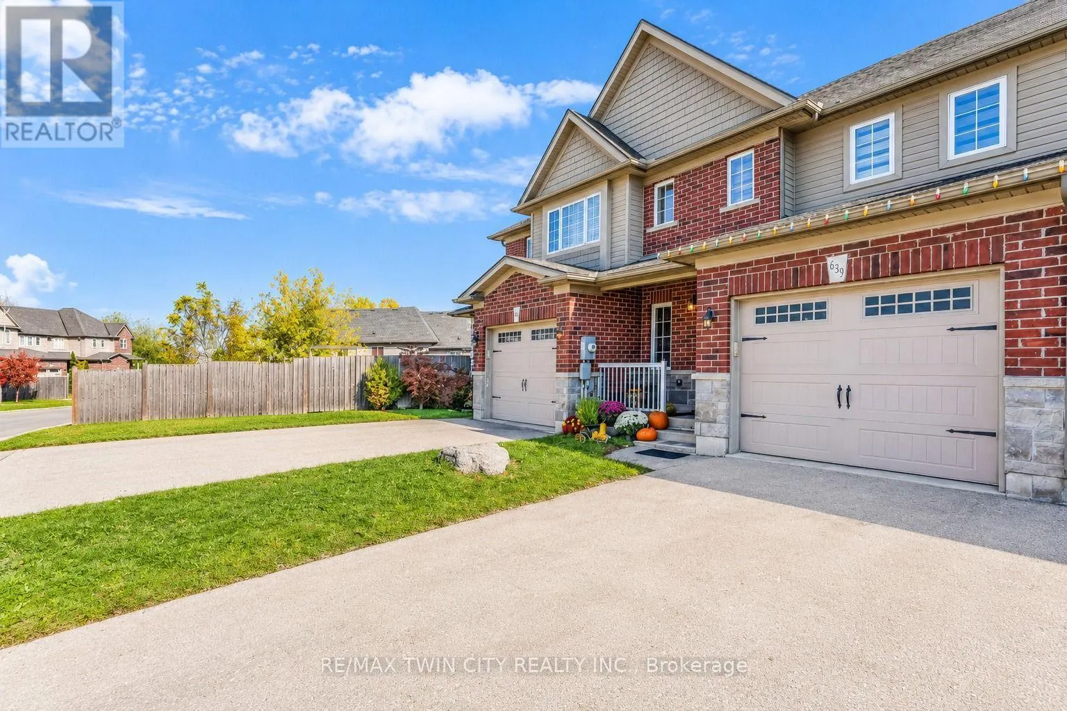 639 CRAWFORD CRESCENT