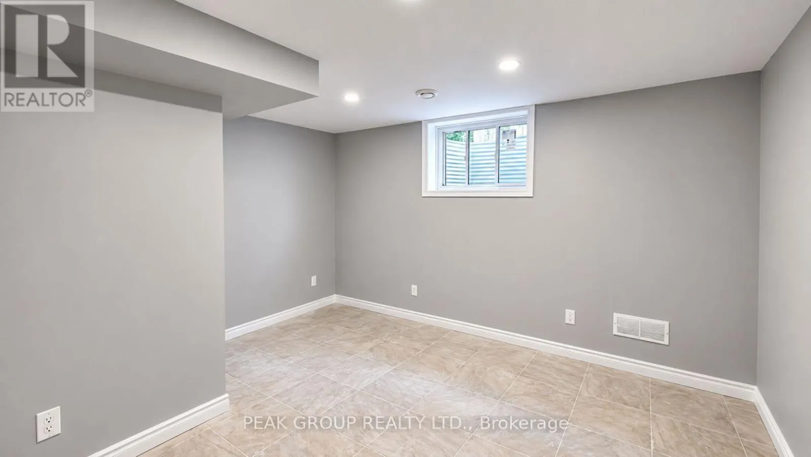 LOWER - 4567 RYERSON CRESCENT #LOWER