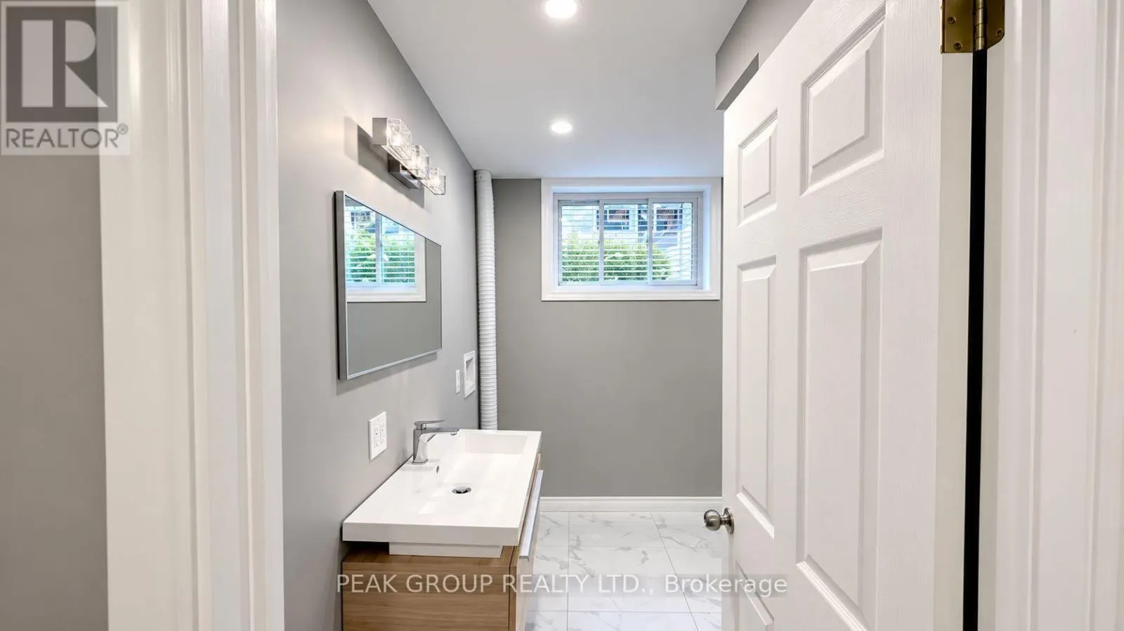 LOWER - 4567 RYERSON CRESCENT #LOWER