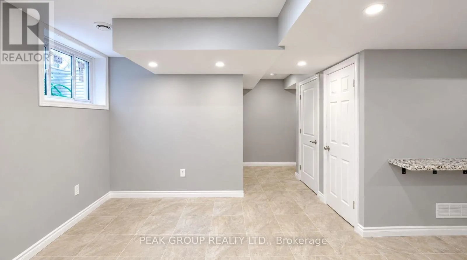 LOWER - 4567 RYERSON CRESCENT #LOWER