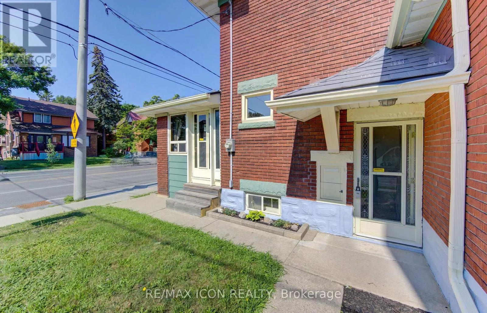 224 WEBER STREET E