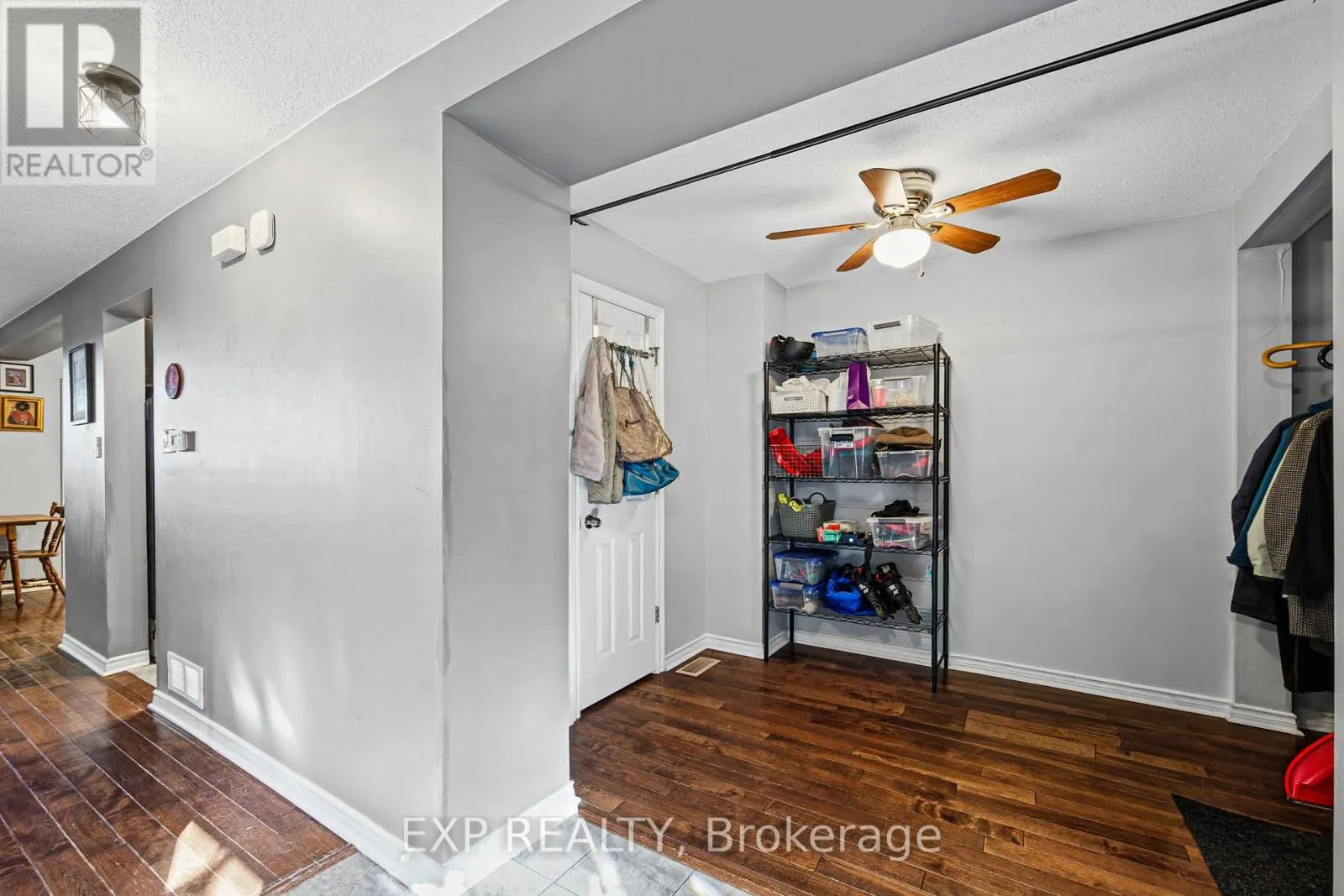 1677 LACOMBE DRIVE