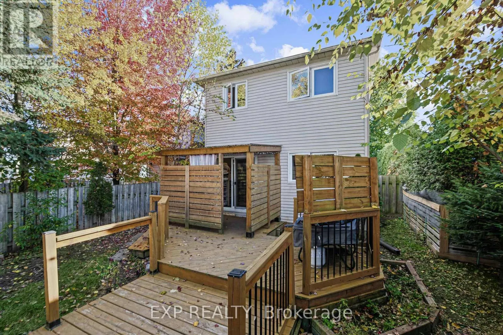 1677 LACOMBE DRIVE