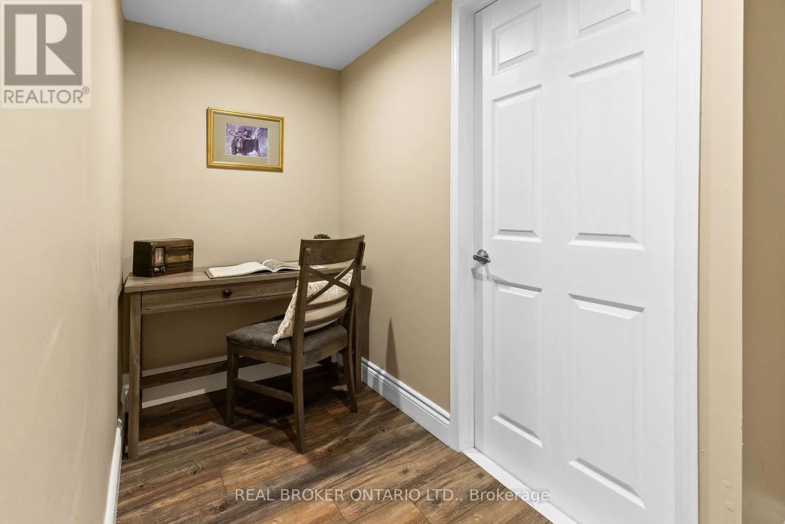 316 CLOTHIER STREET W