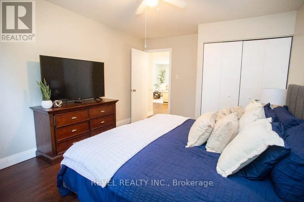 27 MYRTLEVILLE DRIVE