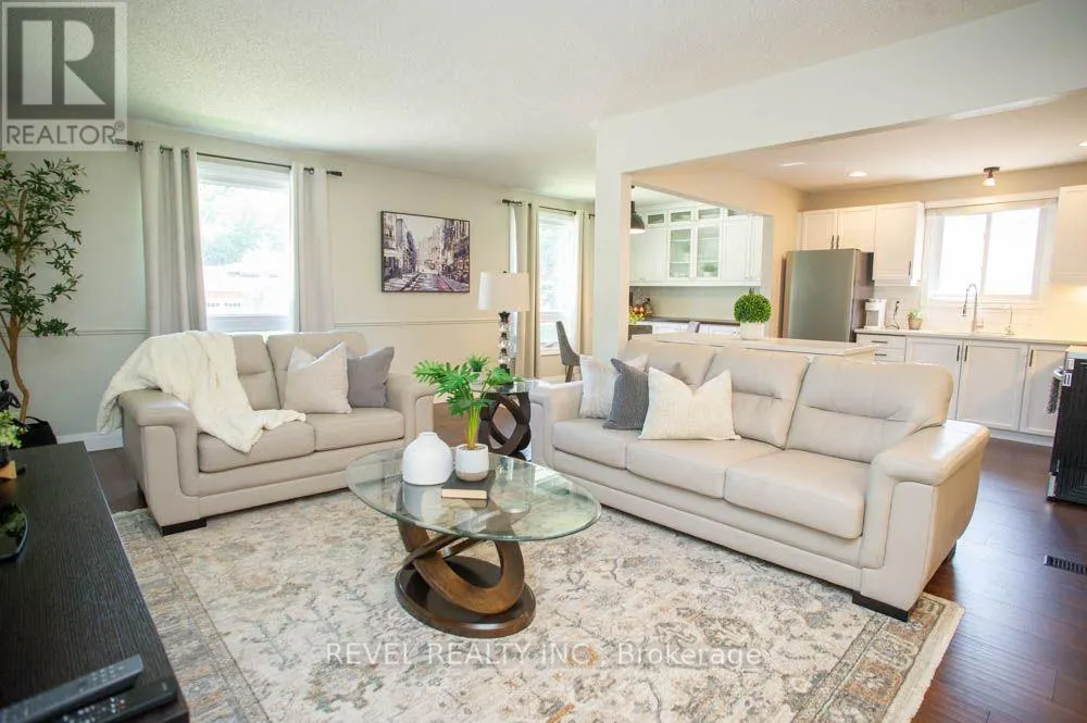 27 MYRTLEVILLE DRIVE