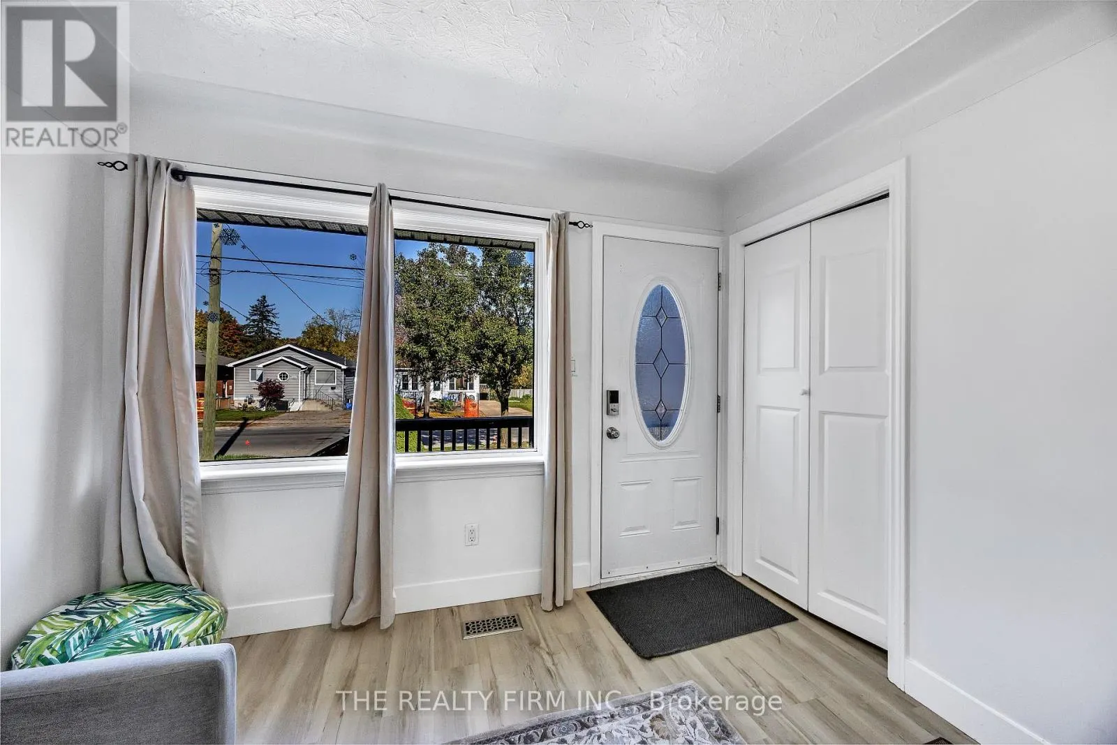 119 EMERY STREET W