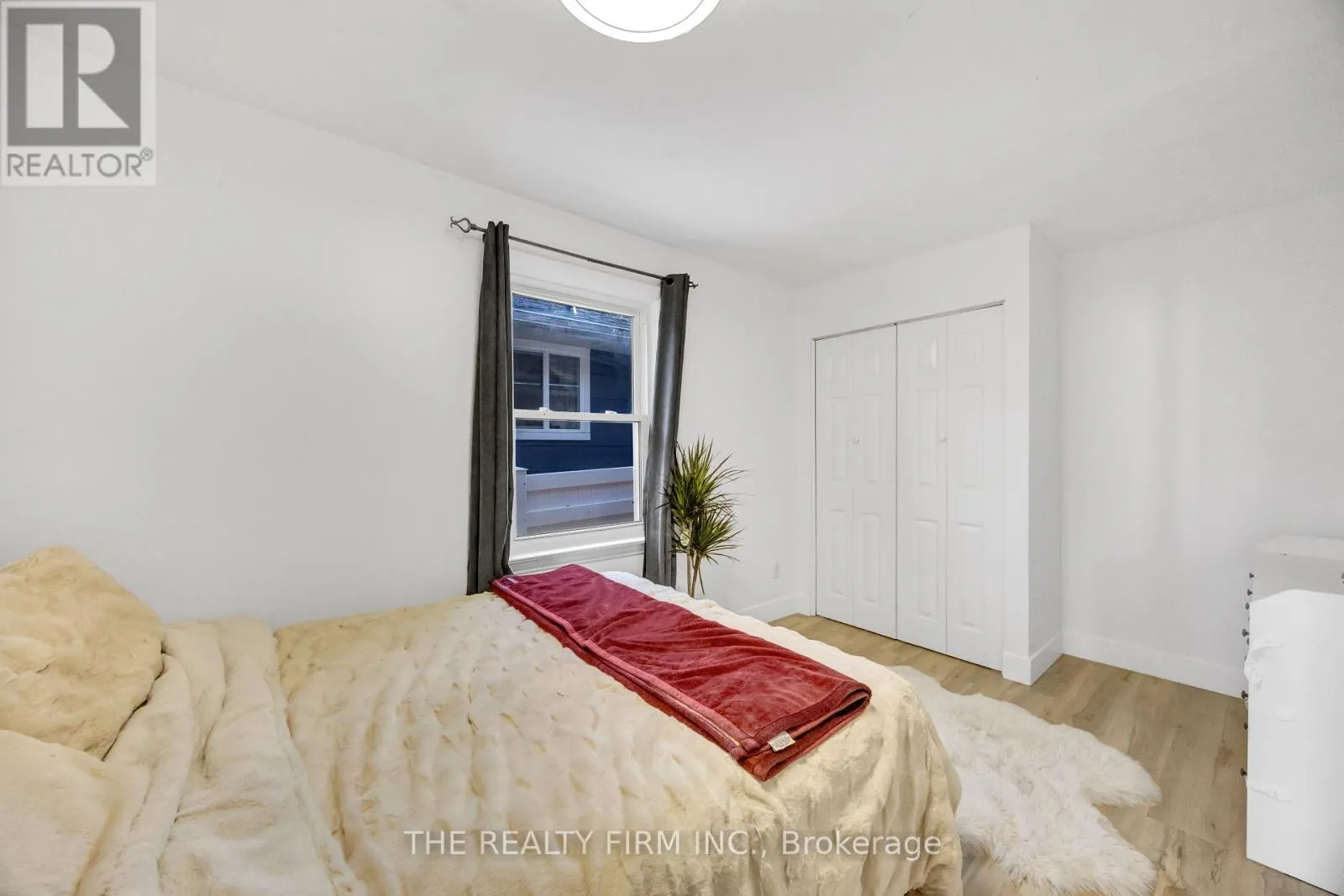119 EMERY STREET W