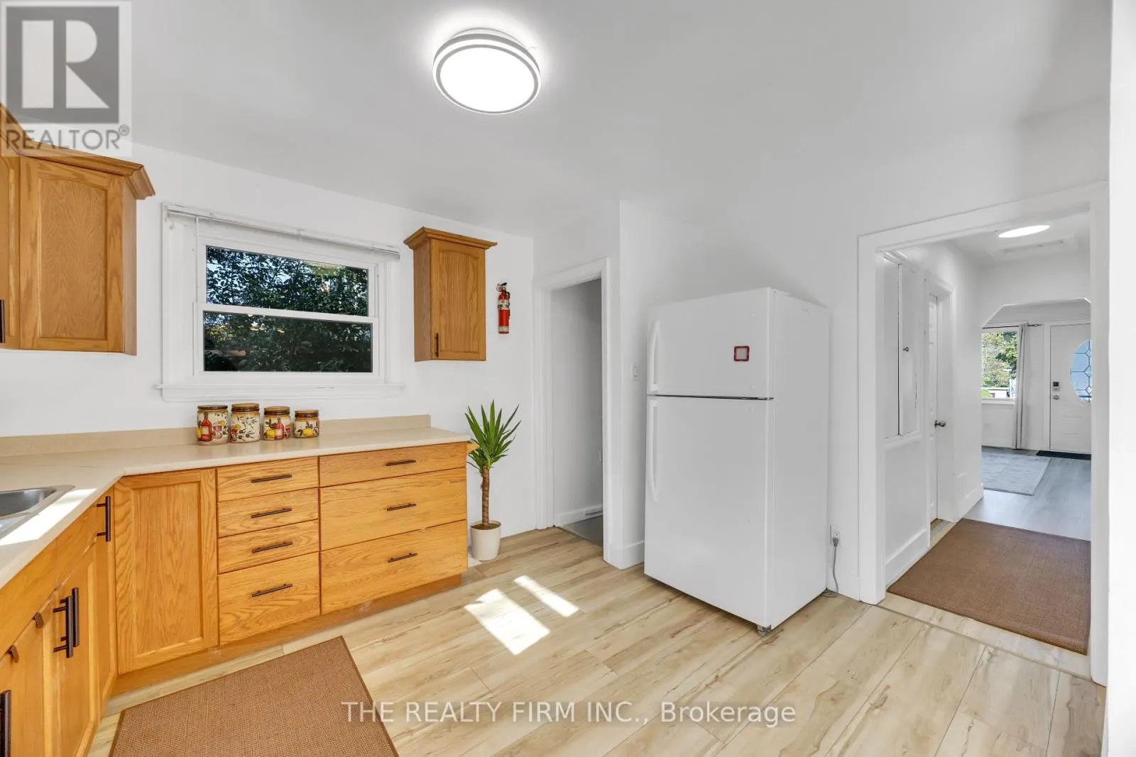 119 EMERY STREET W