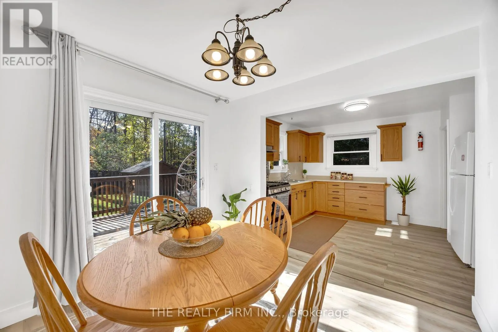 119 EMERY STREET W