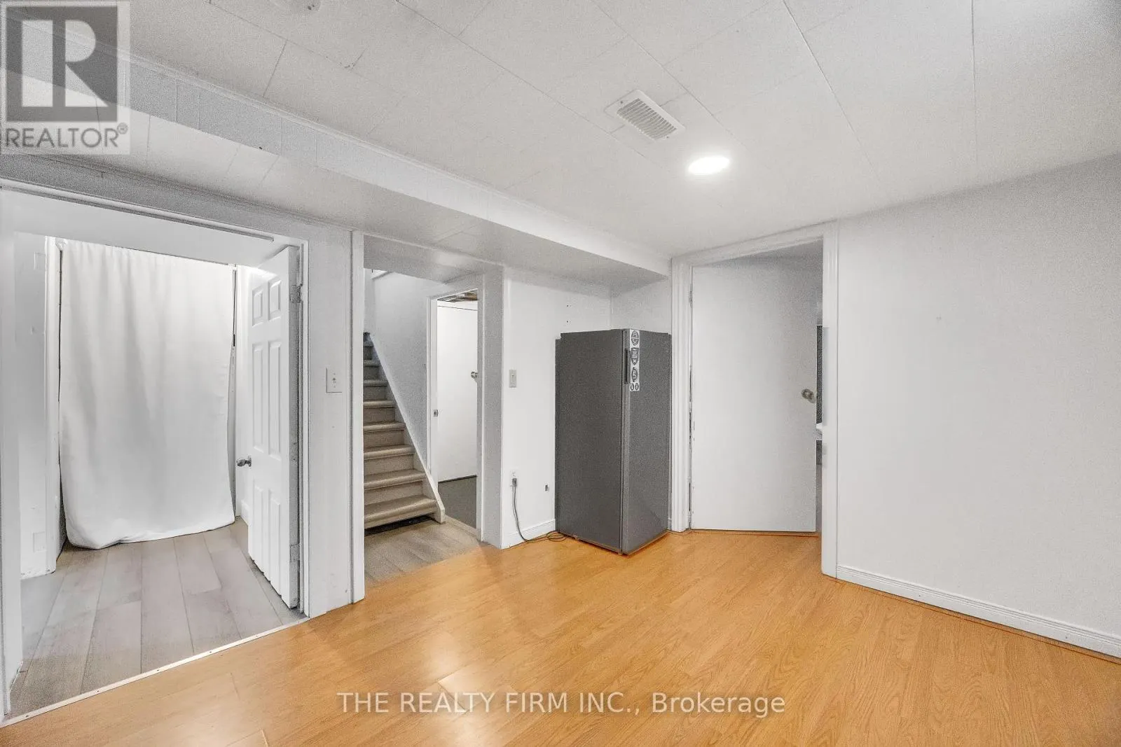 119 EMERY STREET W