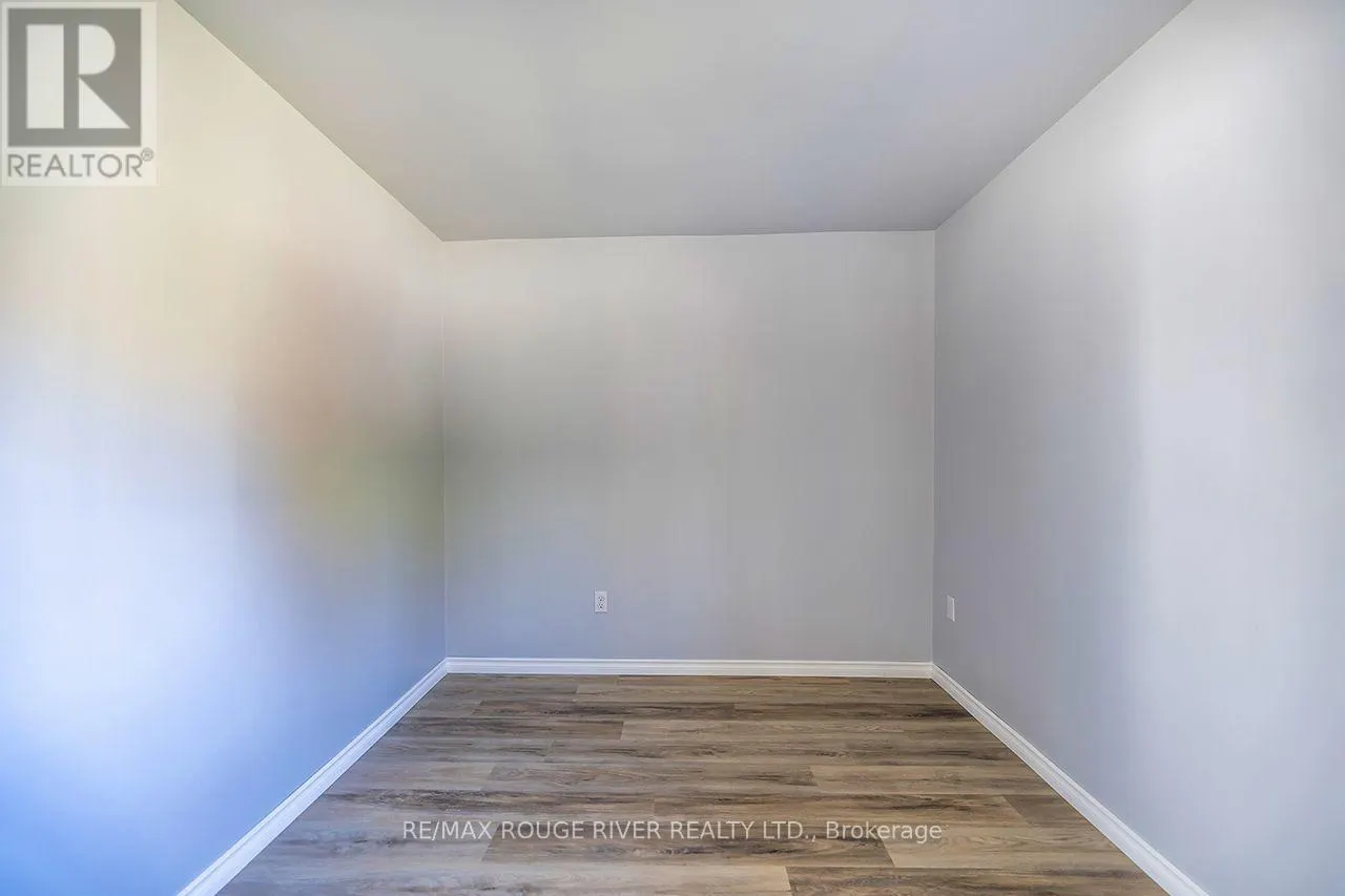 315 SWINBURNE LANE