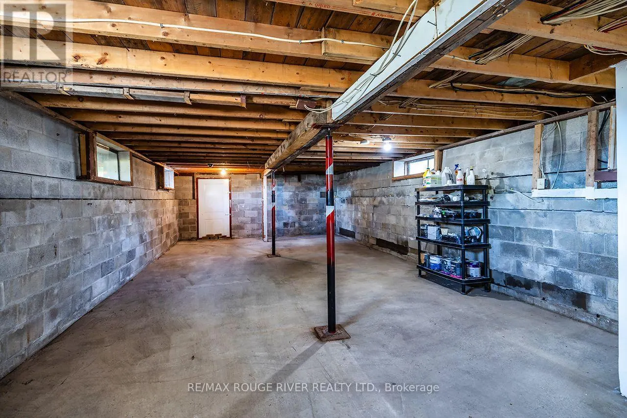 315 SWINBURNE LANE