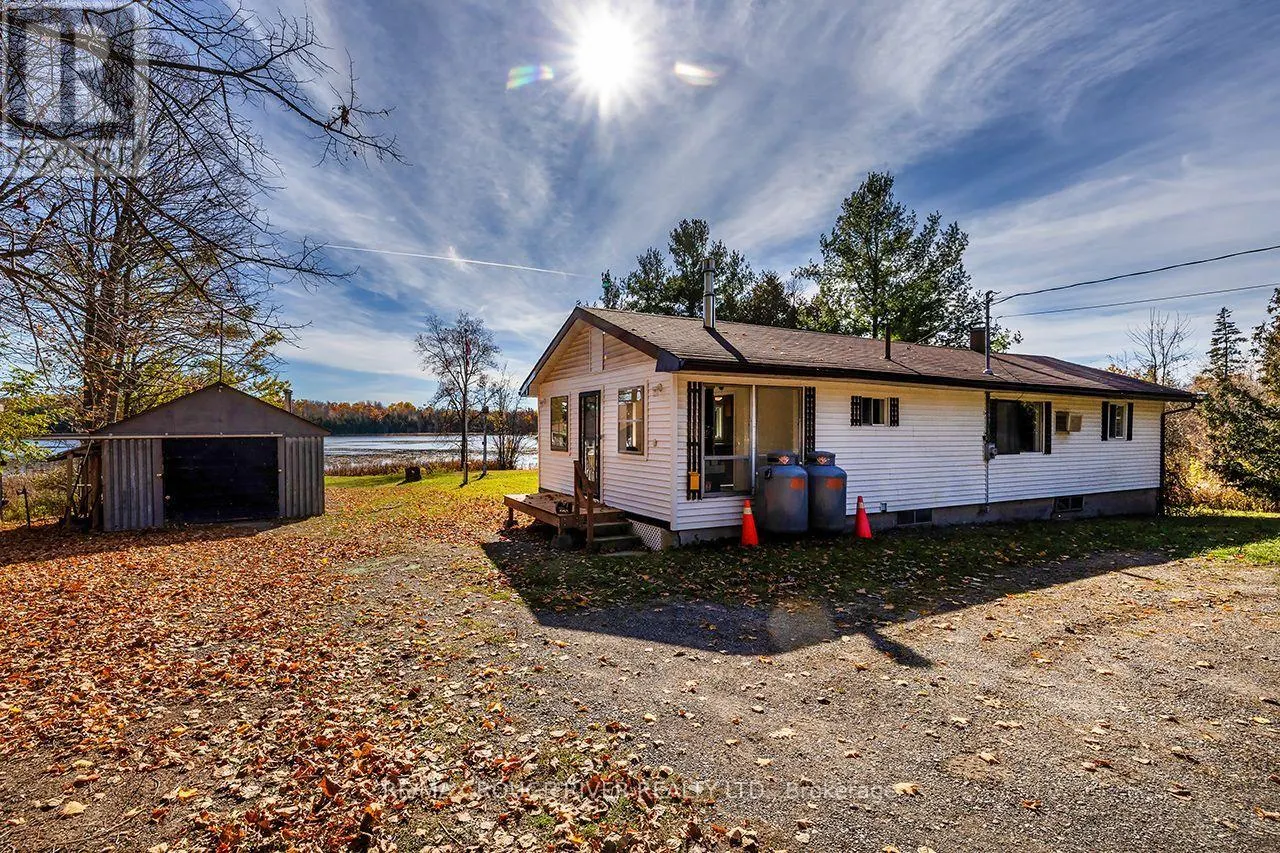 315 SWINBURNE LANE