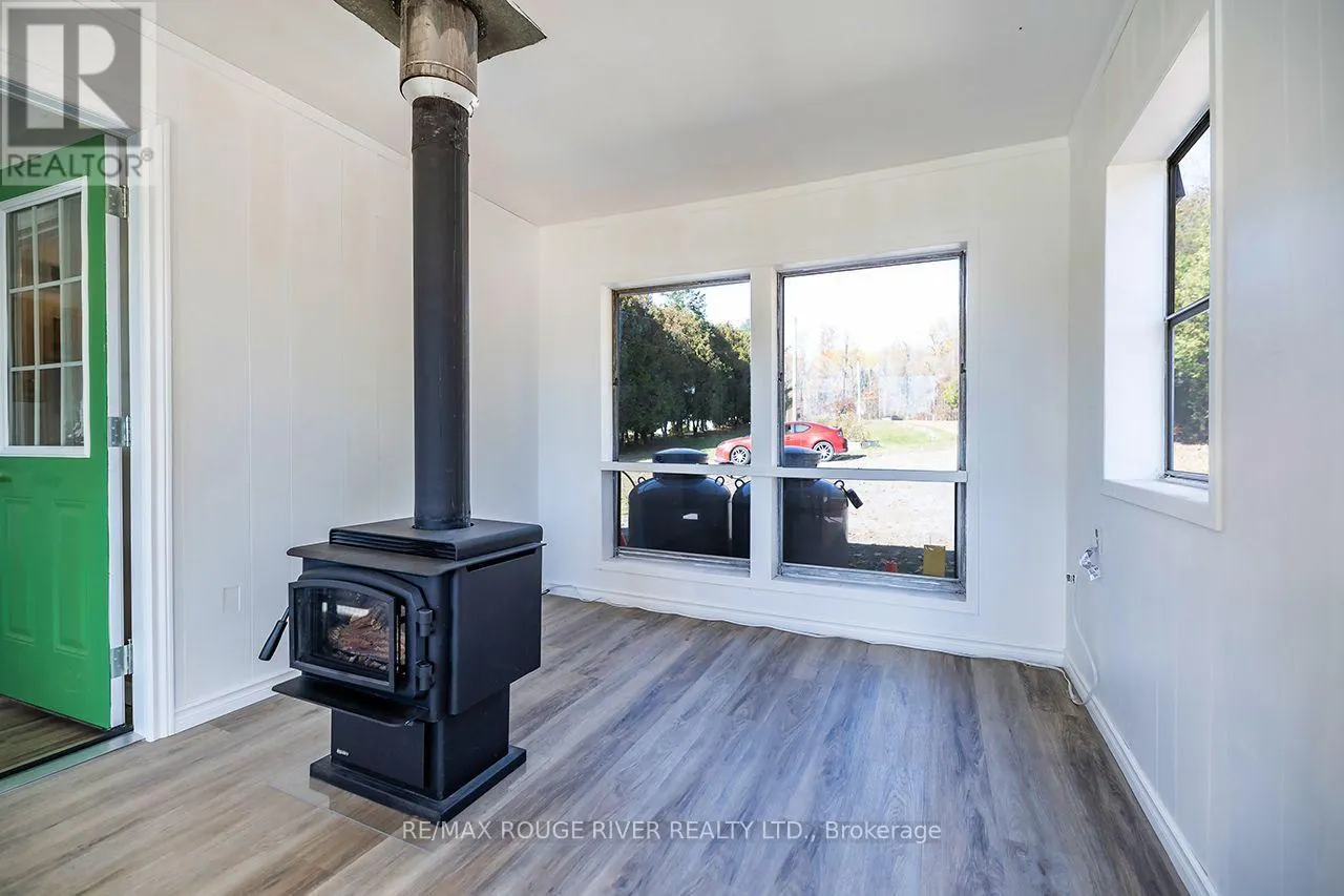 315 SWINBURNE LANE