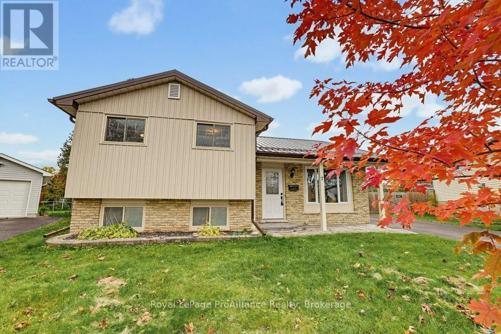 7 YATES COURT