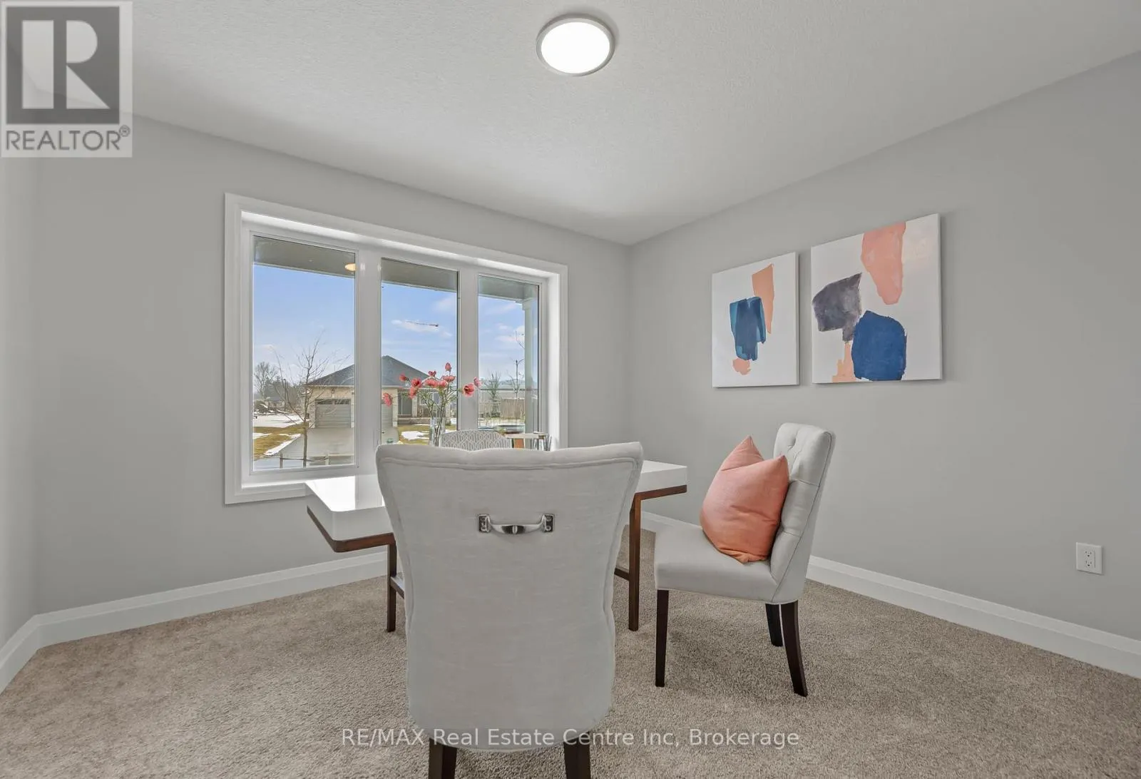 190 BRIDGE CRESCENT