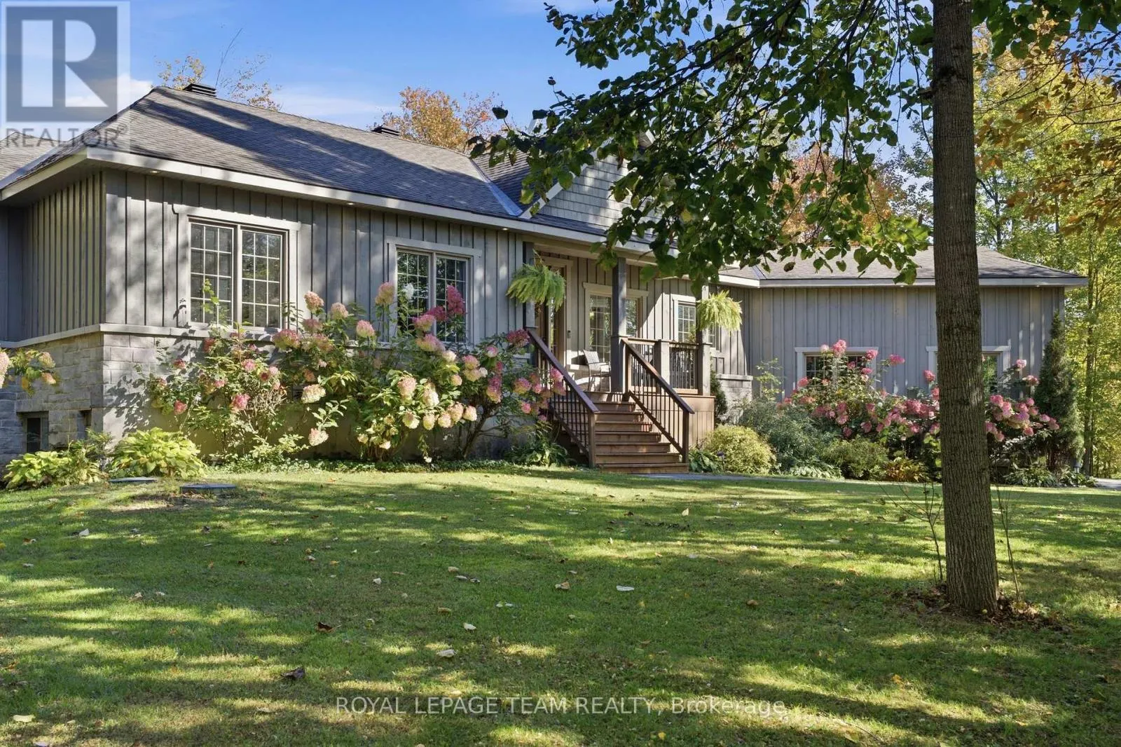 60 KIMBERLY AVENUE