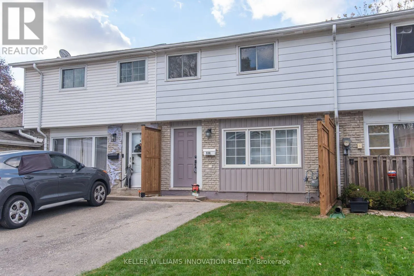 530 PARKVIEW CRESCENT
