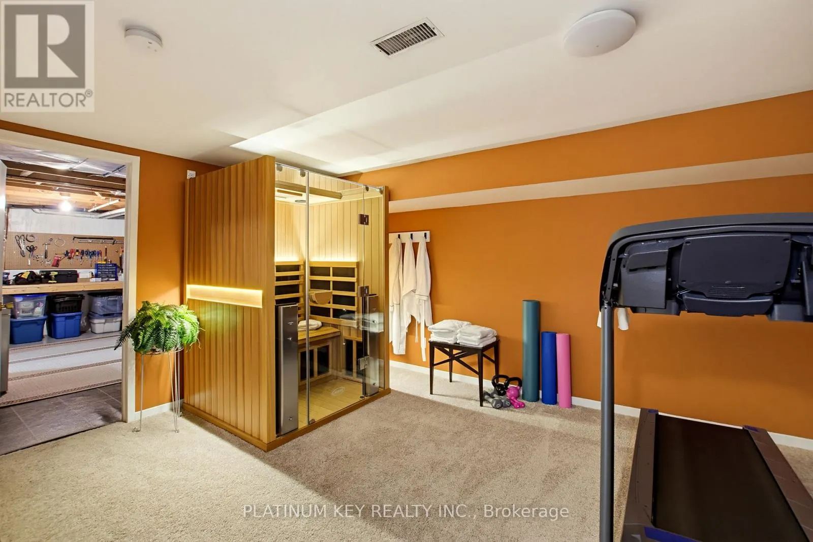 12 - 1328 COMMISSIONERS ROAD W #12