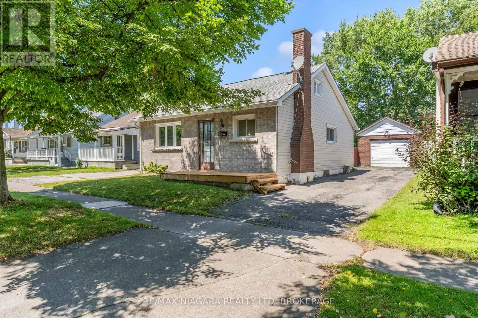 394 SIMPSON AVENUE
