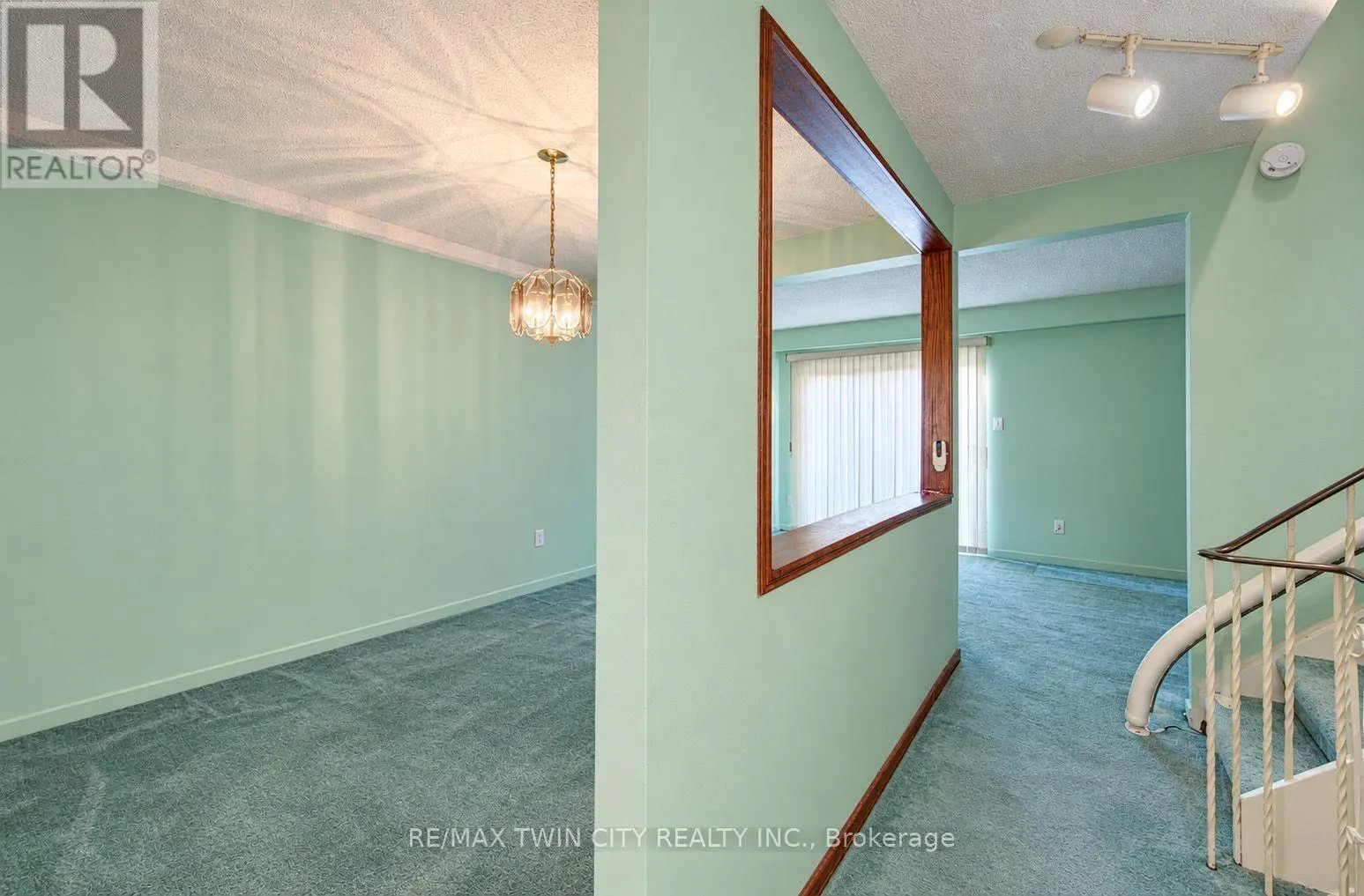 20 - 187 GRULKE STREET