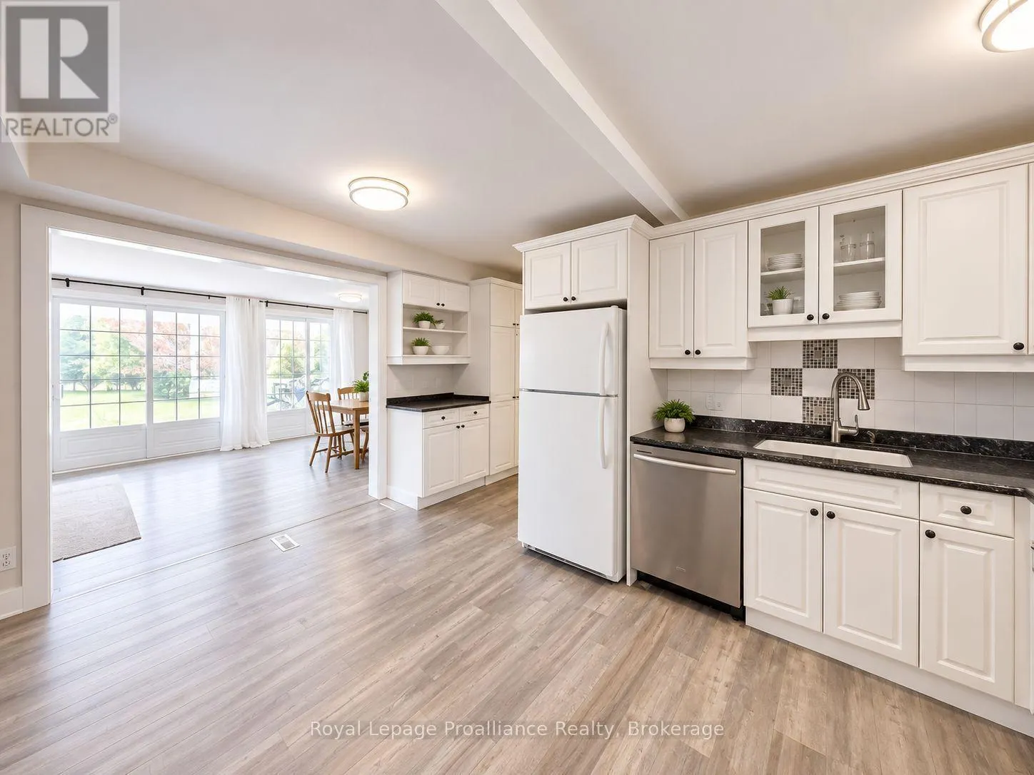 136 MACDONALD AVENUE