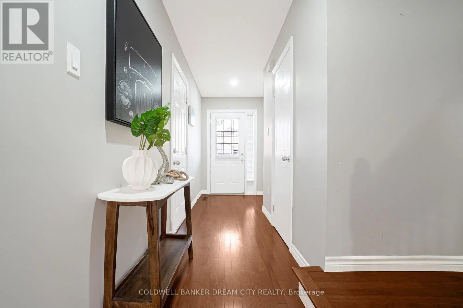 976 KIMBALL CRESCENT