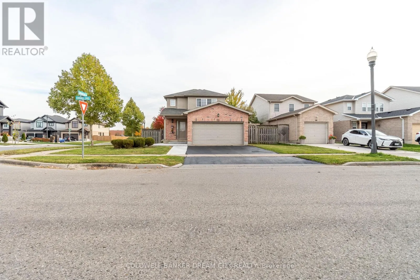 976 KIMBALL CRESCENT