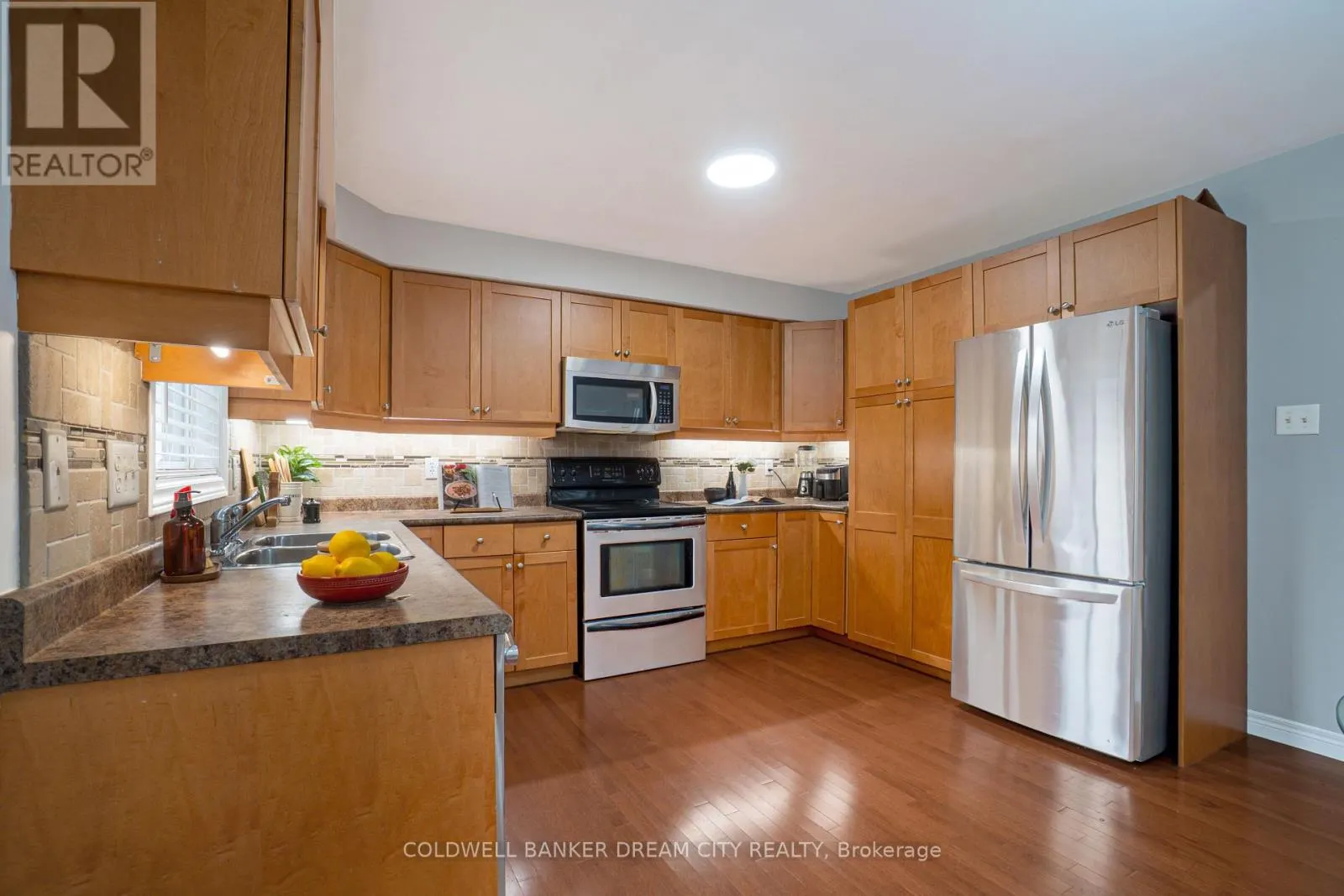 976 KIMBALL CRESCENT