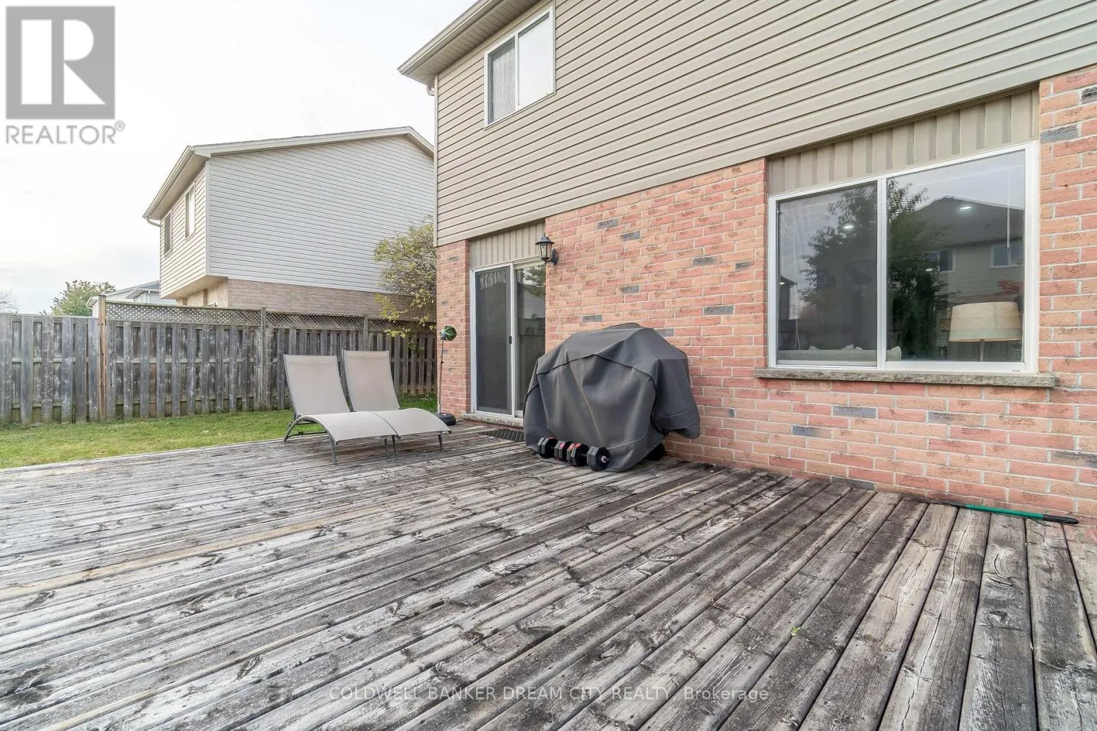 976 KIMBALL CRESCENT