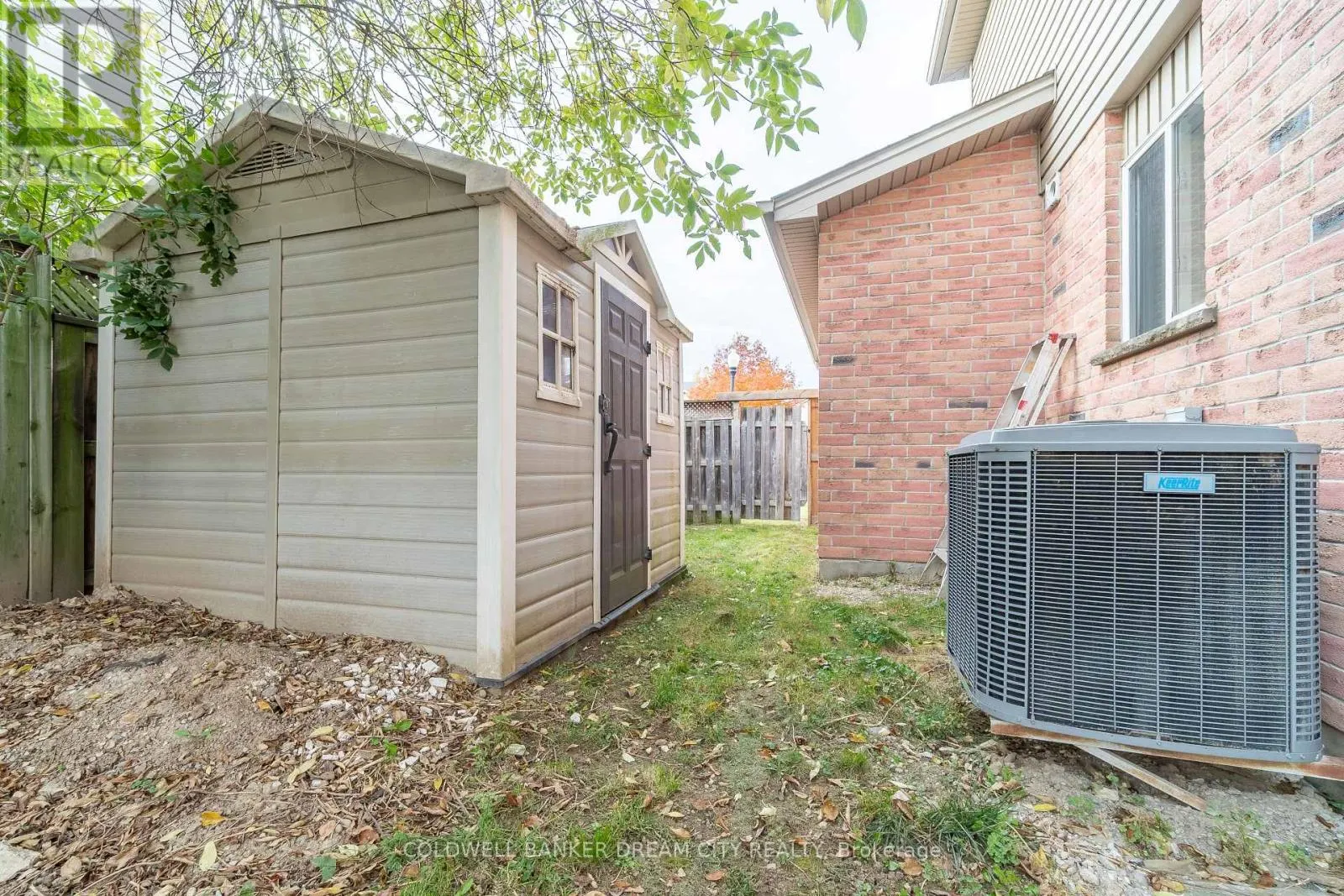 976 KIMBALL CRESCENT