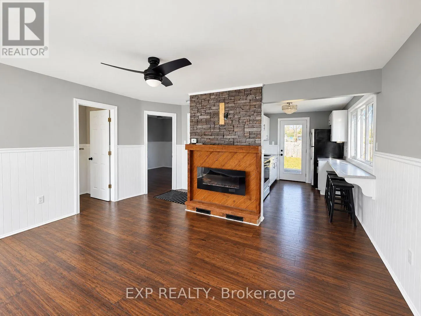 91 BECKWITH STREET E