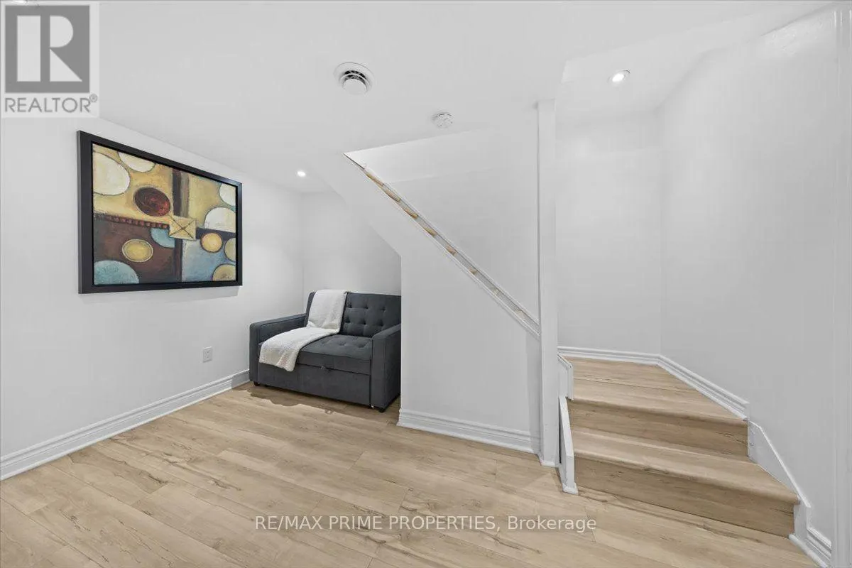 29 - 6252 CASTILLE COURT