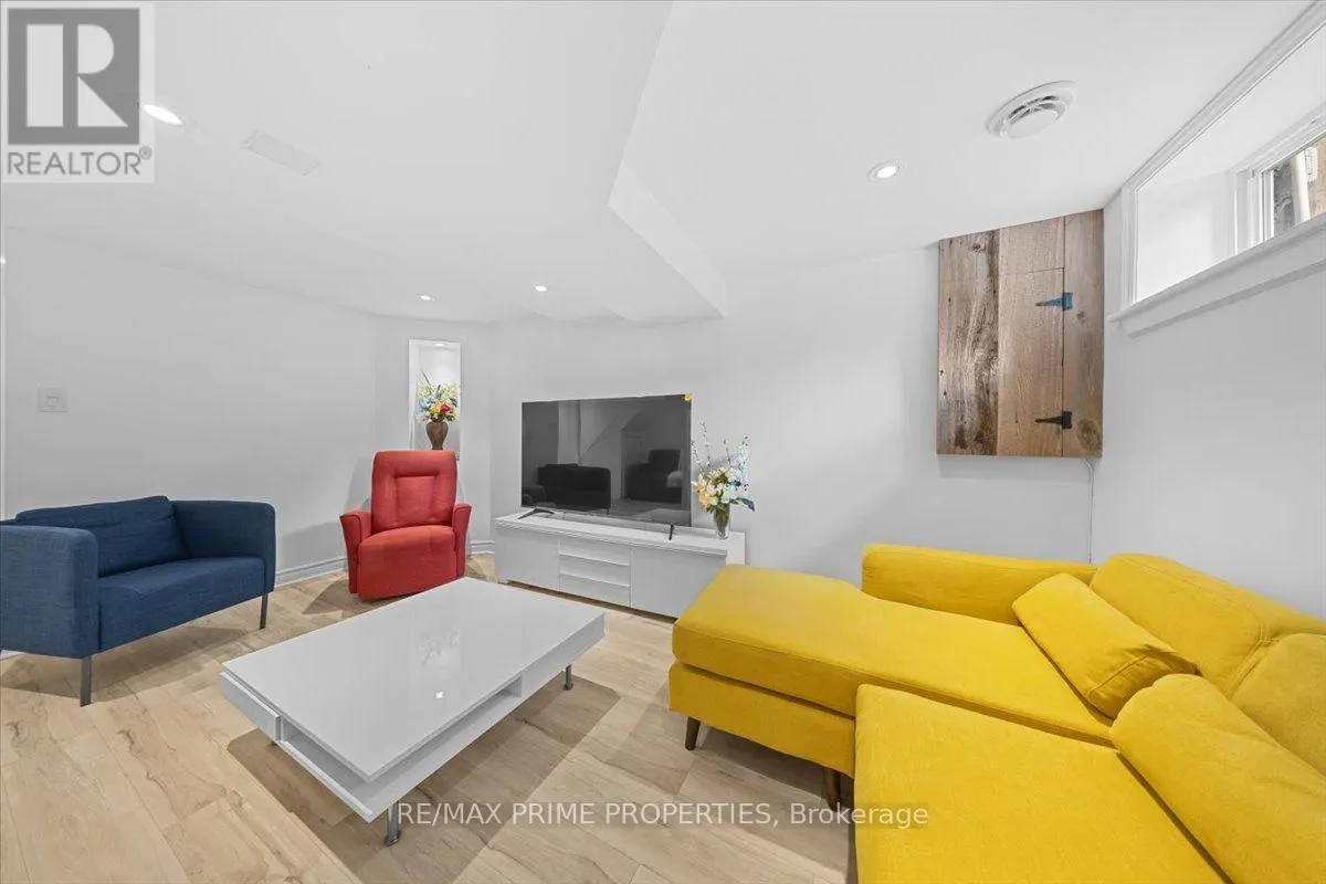 29 - 6252 CASTILLE COURT