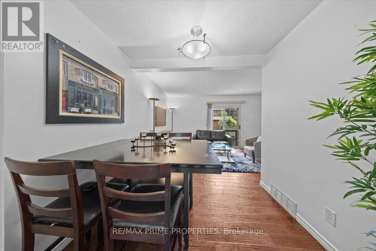 29 - 6252 CASTILLE COURT