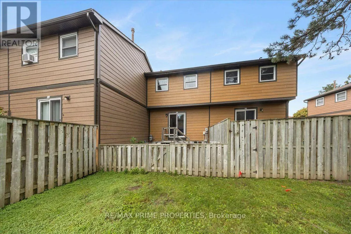29 - 6252 CASTILLE COURT