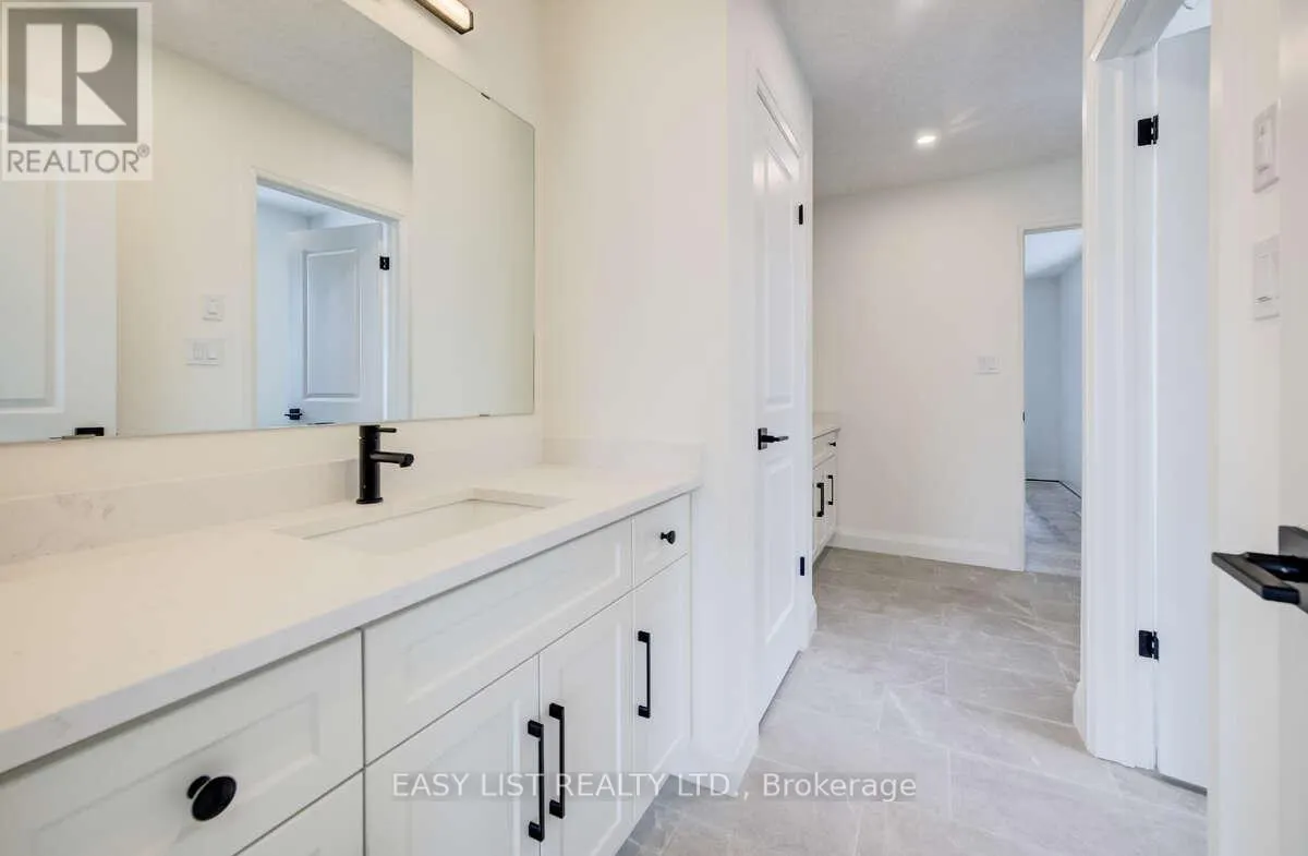 487 BLACK STREET