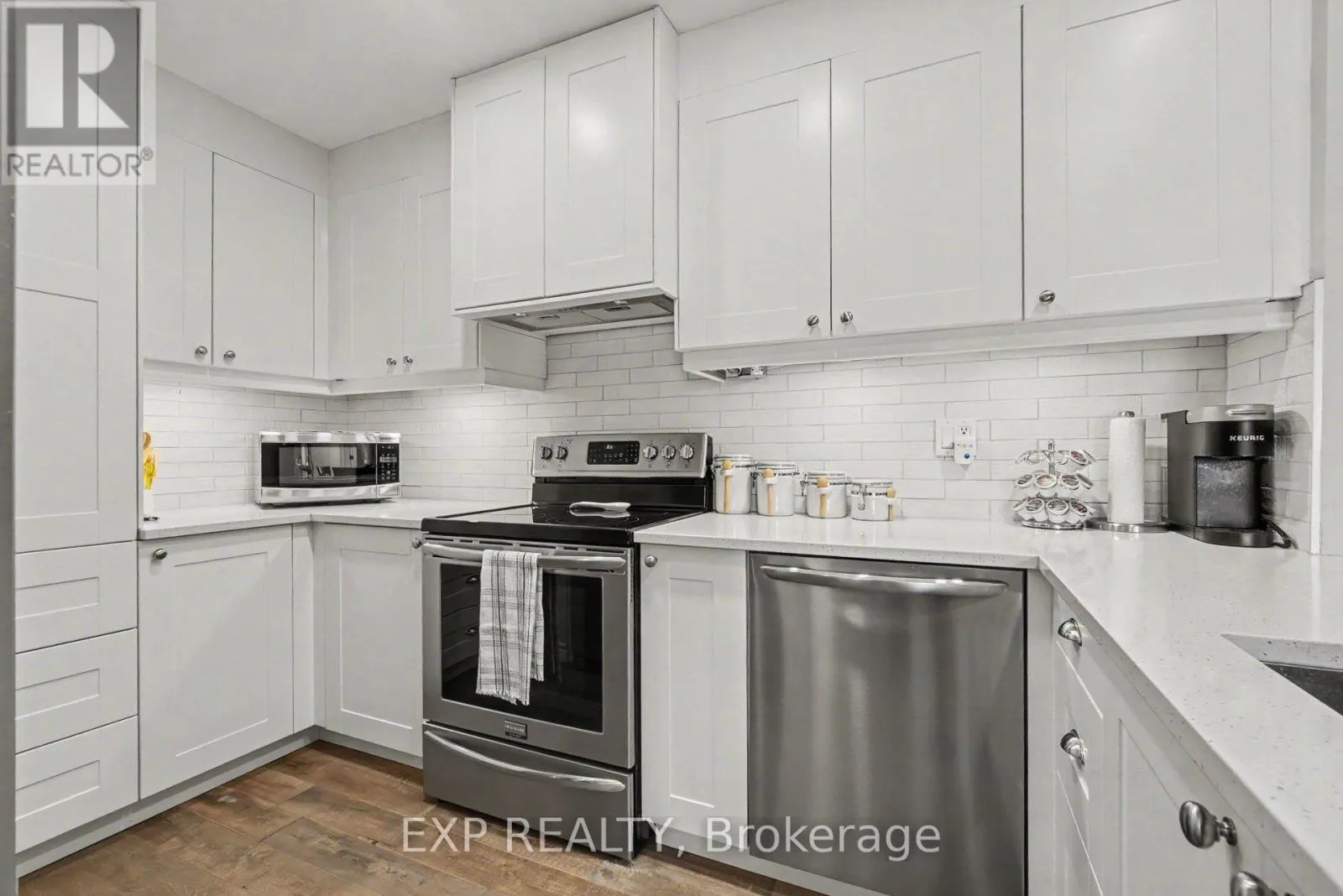 102 - 505 CANTEVAL TERRACE