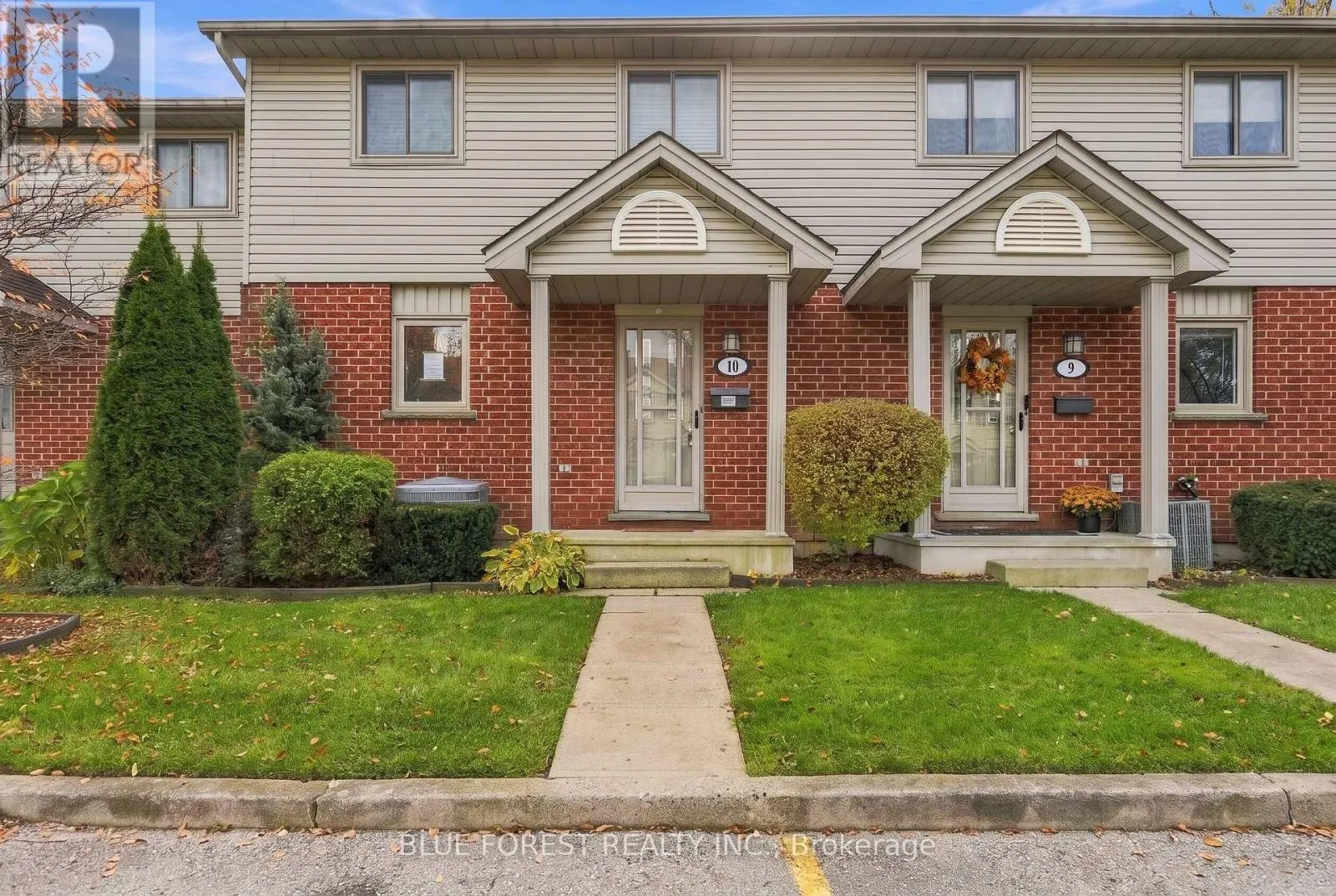 10 - 511 ADMIRAL DRIVE #10