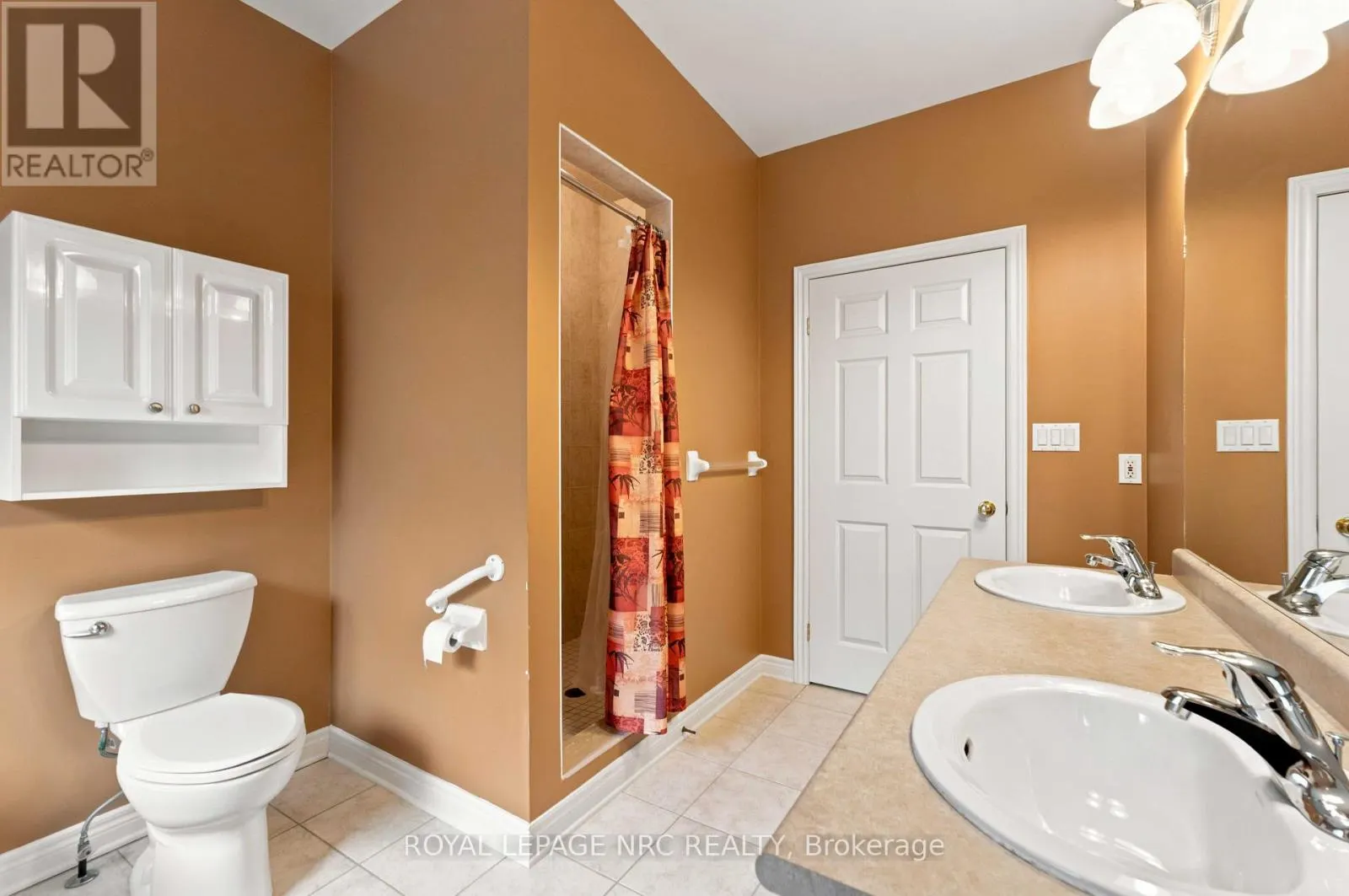 42 LORETTA DRIVE