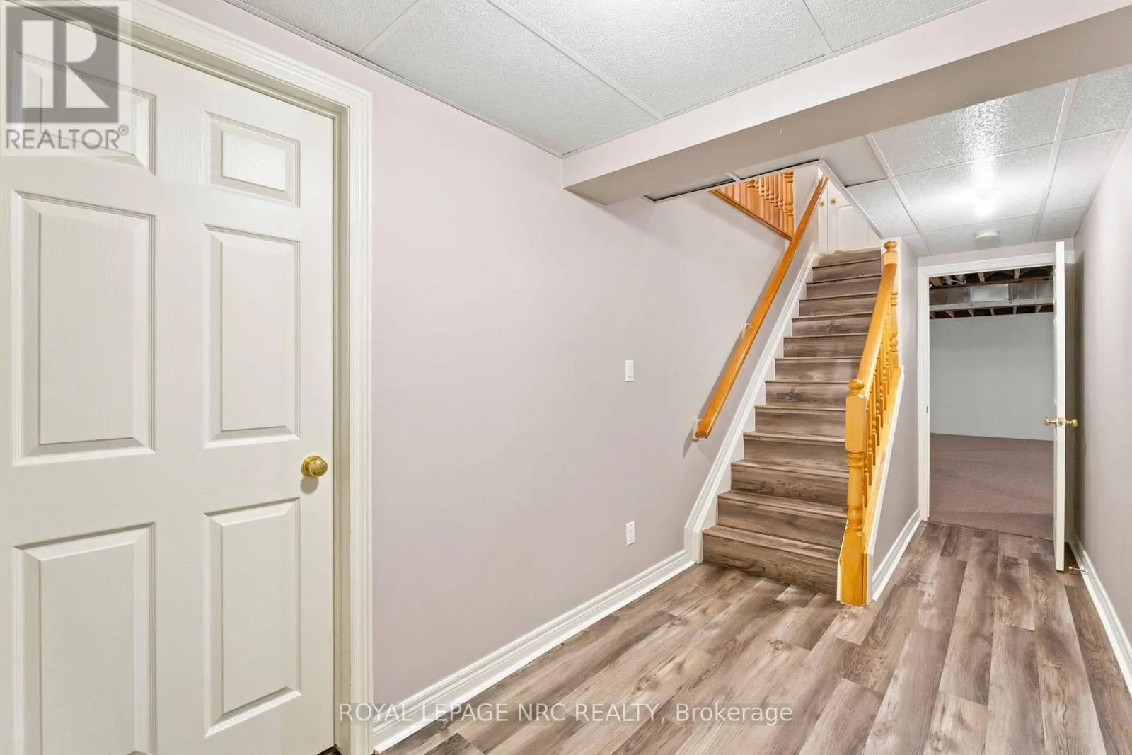 42 LORETTA DRIVE