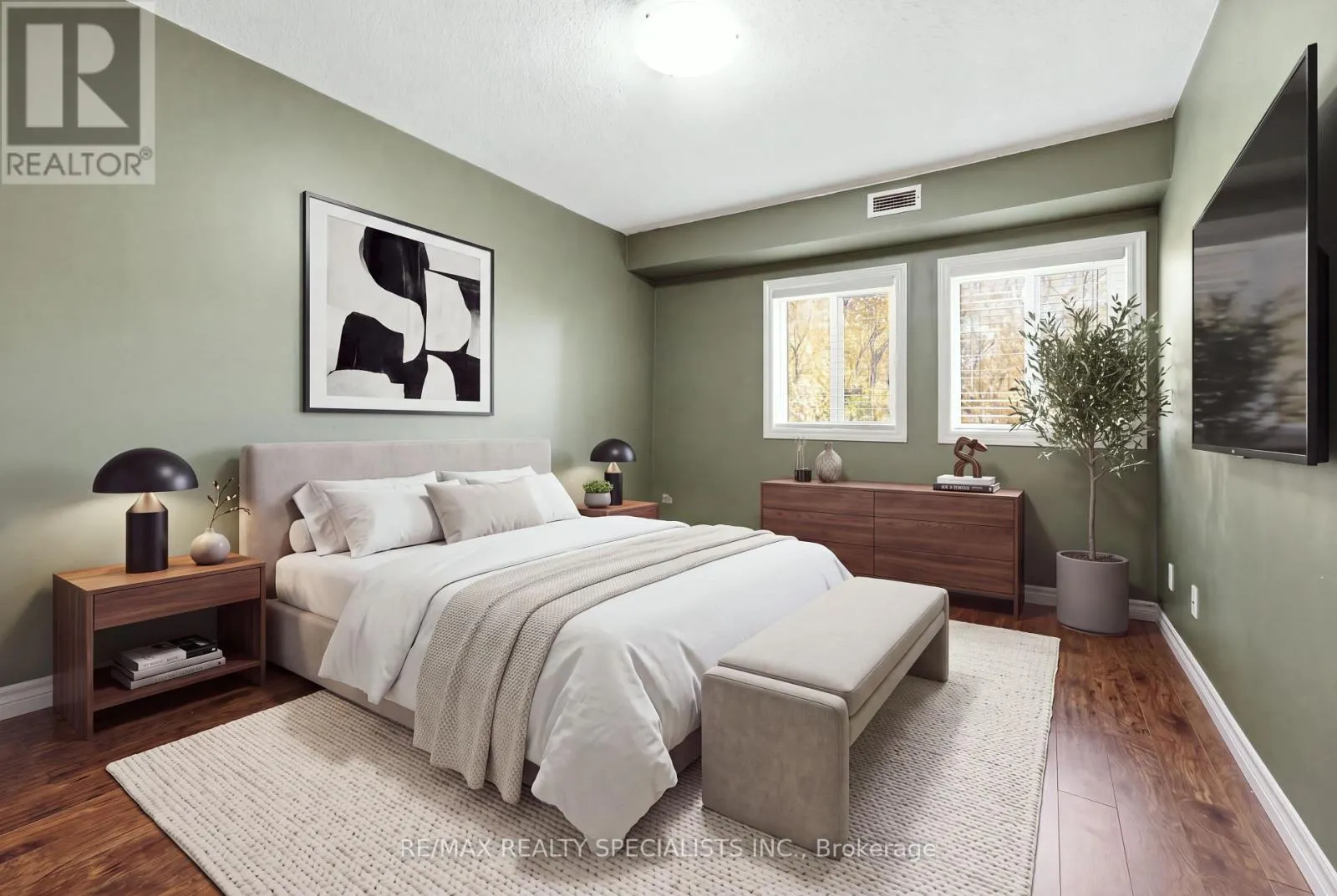 408 - 500 WESTMOUNT ROAD W