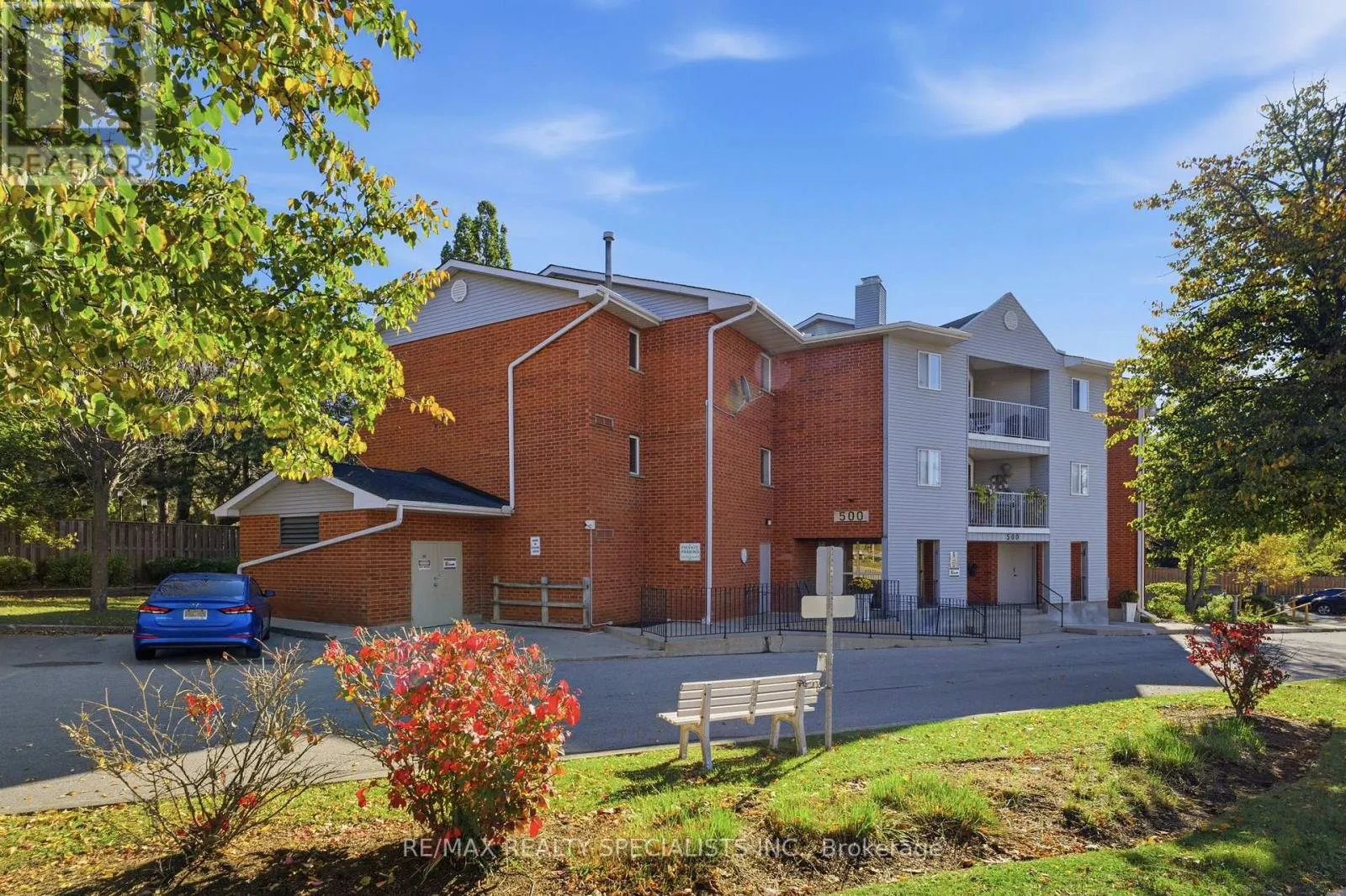 408 - 500 WESTMOUNT ROAD W