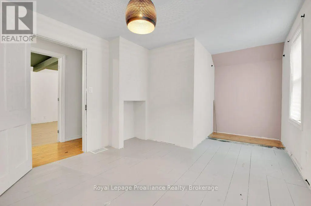 19 BETTES STREET