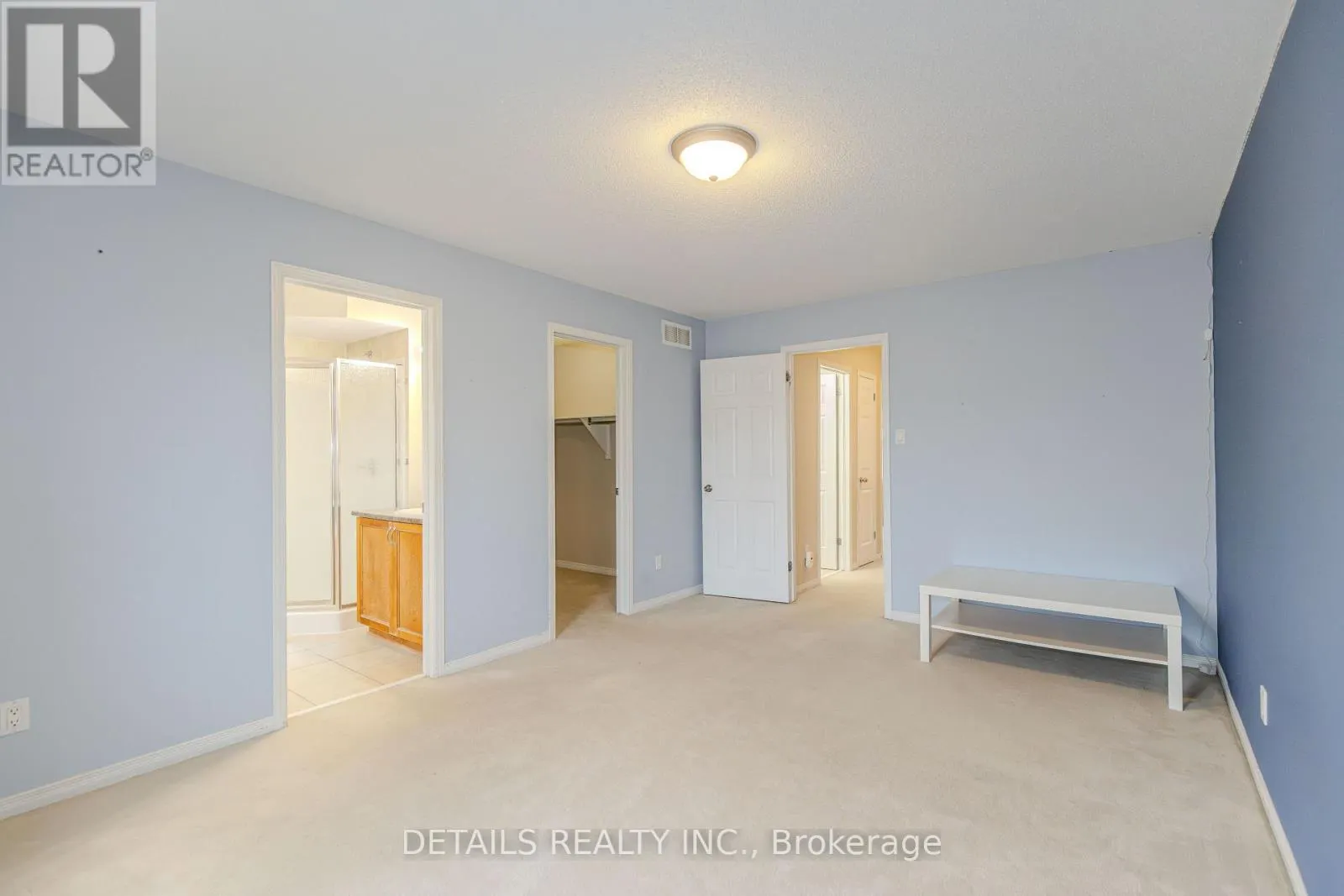 143 GATESPARK PRIVATE